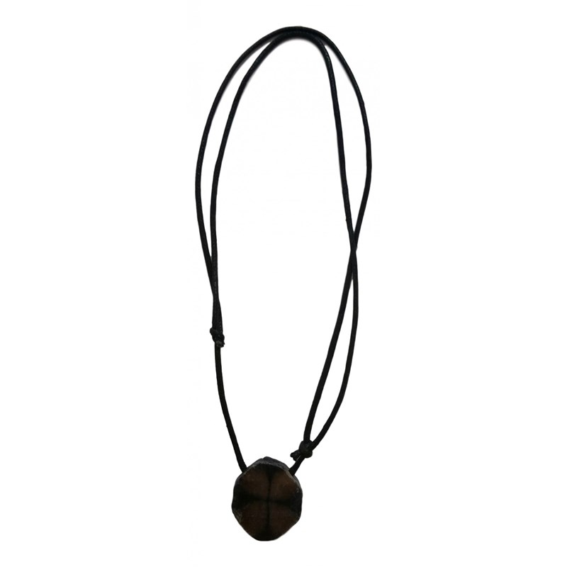 Pendentif en chiastolite avec cordon reg