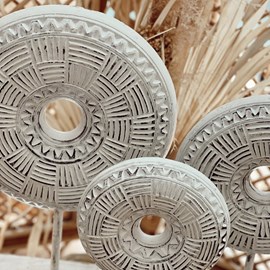 Disque en bois sur socle M