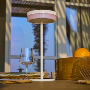 Lampe de table solaire blanc vivia