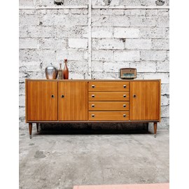 Enfilade en bois spacieuse n°132