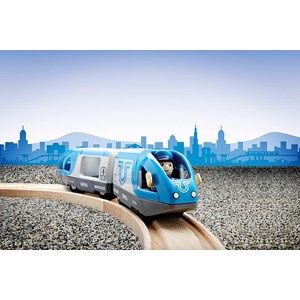 Train de voyageurs à pile