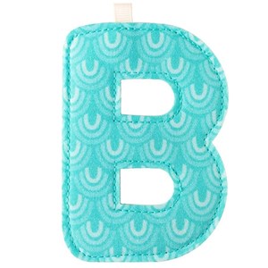 Lettre b