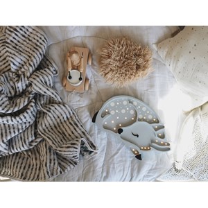 Lampe veilleuse faon gris clair