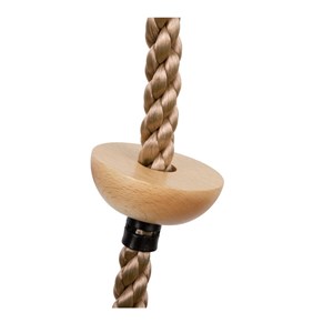 Corde à grimper avec marches en bois