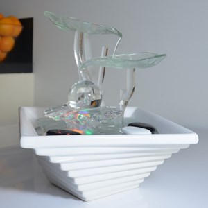 Fontaine Cristal Line Flower
