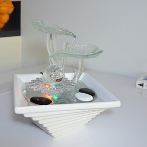 Fontaine Cristal Line Flower