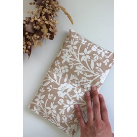 Petite bouillotte -fleurs beige