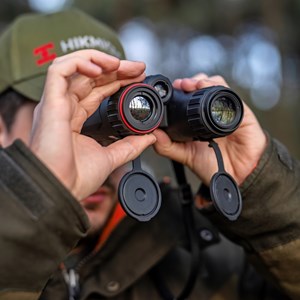 Jumelles thermique hikmicro habrok 4k he25ln jour et nuit + 2 batteries offertes