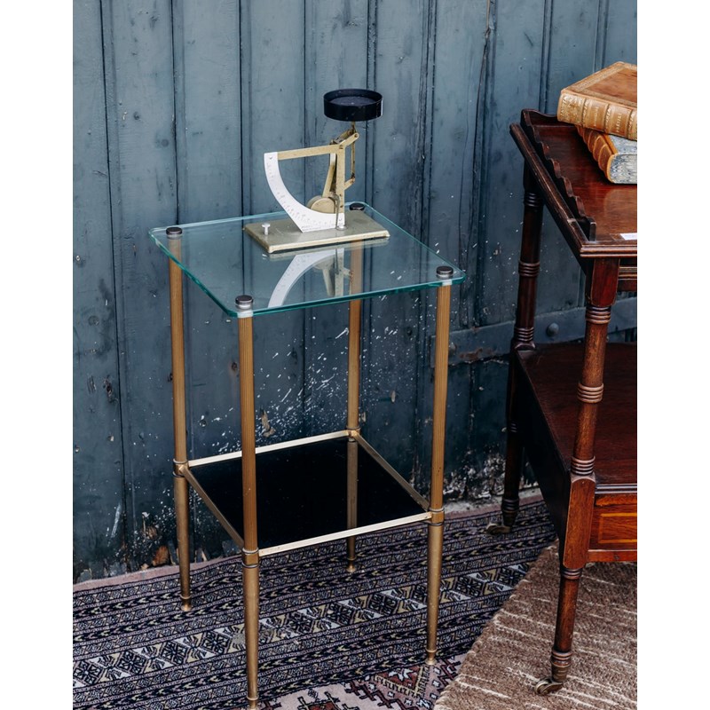 Hanna, la table d'appoint en verre n°201
