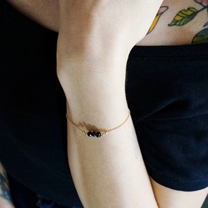 Bracelet 3 points pierres fines noir