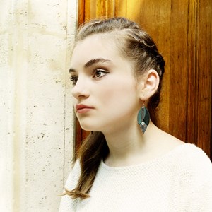 Boucle d'oreille tulipe vert de gris