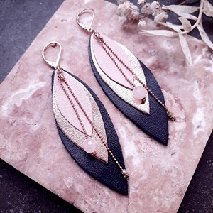 Boucles d'oreilles en cuir pop marine