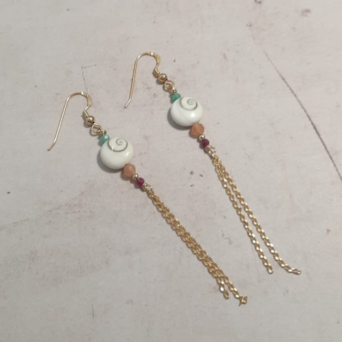 Boucles D’oreilles Pendantes Trèfles Onyx Noir – Plaqué Or – Clips – Sans Marque
