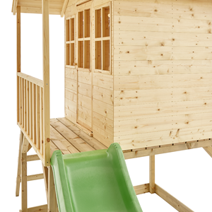 Maisonnette cabane sur pilotis avec tob