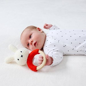 Hochet miffy crochet bleu