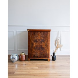 Michel, le meuble de couture n°260