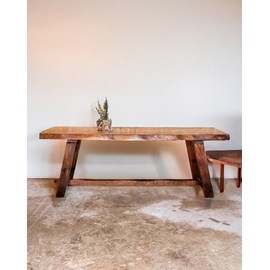 Romy, la table à manger en bois n°265