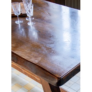 Romy, la table à manger en bois n°265