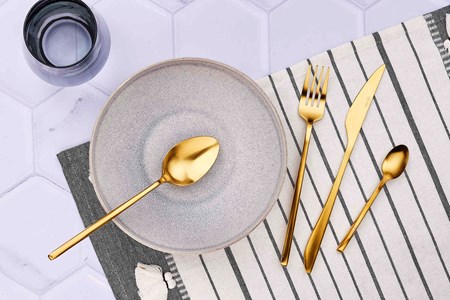 Ménagère 24 pc - gold