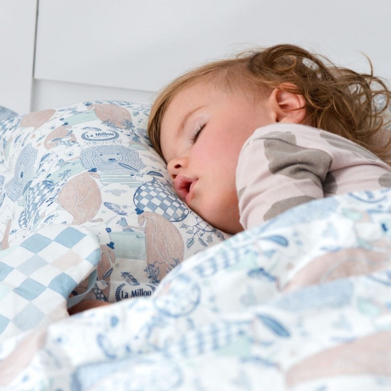 Couette et oreiller hypoallergénique - Textile de lit pour bébé