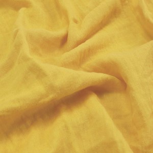Lange bébé jaune 70x70 cm