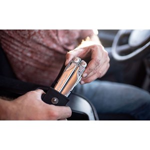 Leatherman surge 21 fonctions