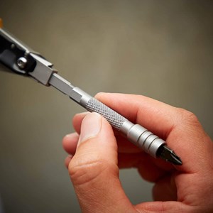 Porte-embout long pour pince leatherman