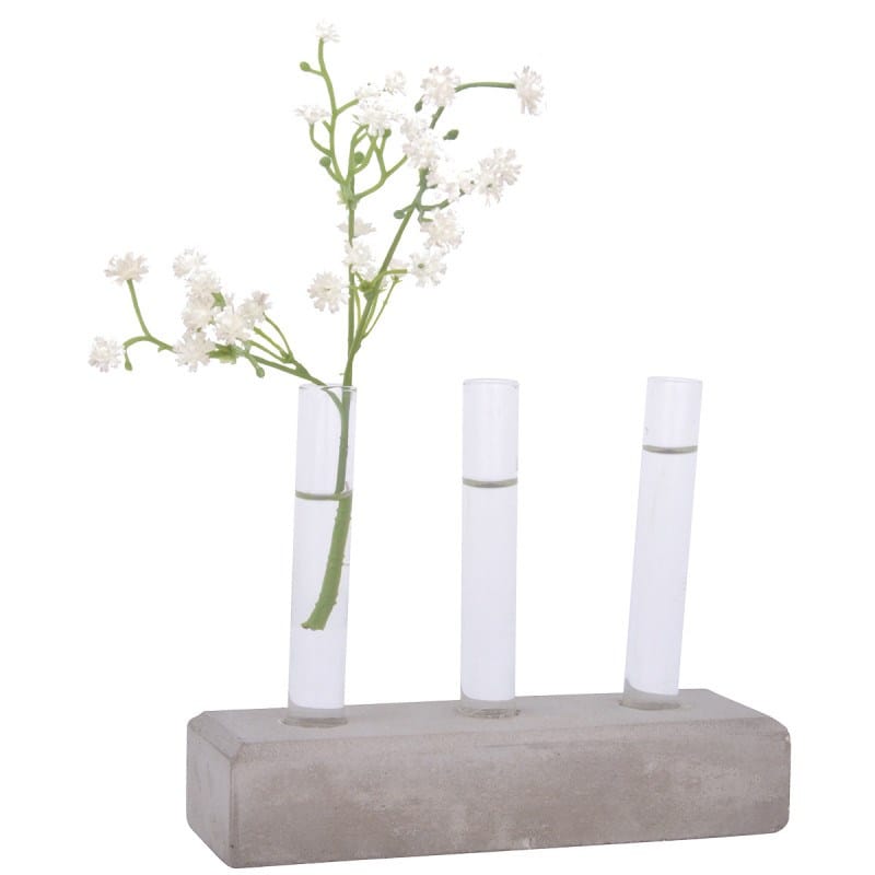 Vase à fleurs avec tubes à essai -  France