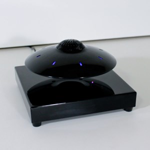 Enceinte ufosound noire en lévitation su