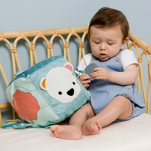 Cube d'activités en tissu océan