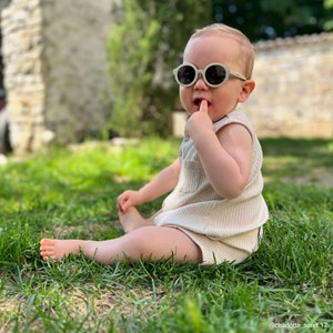 Lunettes de soleil bebe