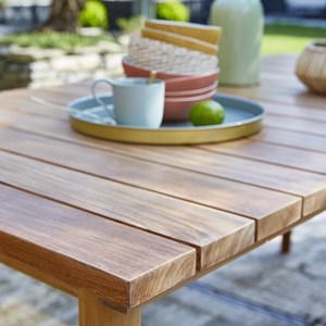 Table de jardin en teck 6 à 8 places