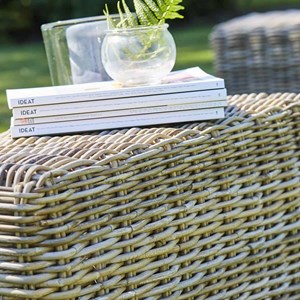 Table basse rectangulaire kubu naturel