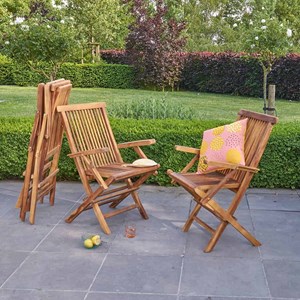Lot de 4 fauteuils en teck huilé