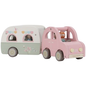 Voiture avec caravane