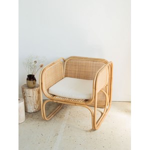 Jakob, le fauteuil en rotin clair n°362