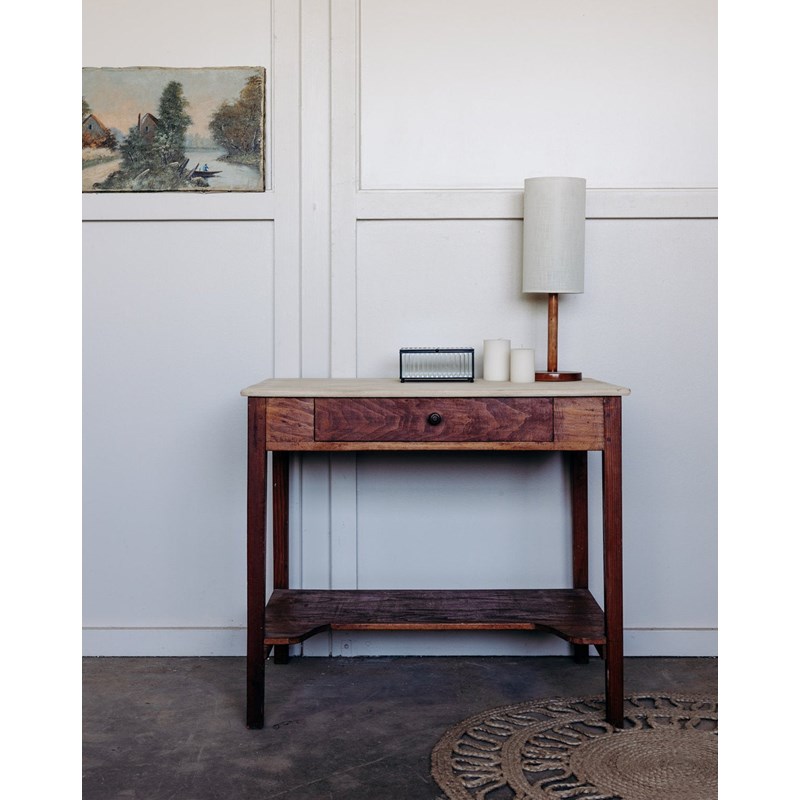 Louise, la coiffeuse en bois n°128