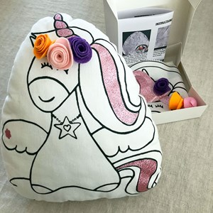 Kit - coussin licorne à personnaliser