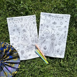 Coloriage - feuille en tissu princesse