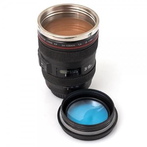 Mug isotherme objectif appareil photo