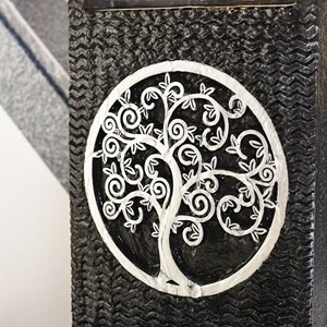 Fontaine nature mur d'eau arbre de vie