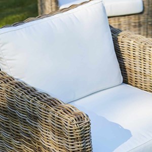 Salon de jardin en kubu naturel