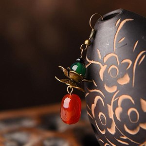 Boucles d'oreille en agate et cuivre