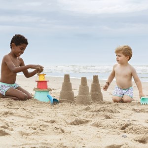 Jouets de plage alto et raki