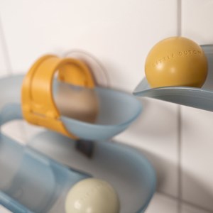 Circuit de bain avec balles