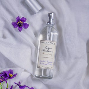 Parfum d'ambiance violette poudrée