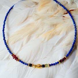 Collier ajita lapis