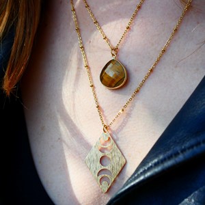 Collier justine oeil de tigre - protection et confiance