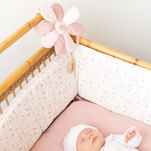 Peluche musicale fleur en coton bio rose