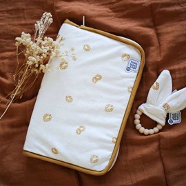 Protège carnet de santé ecru